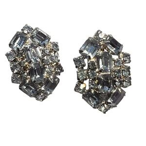 Vintage Art Deco aquamarine blue stone Silver Rhinestone Clip Earrings 1.5” 14g